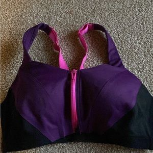 Knockout by Victoria’s Secret sports bra 32DD